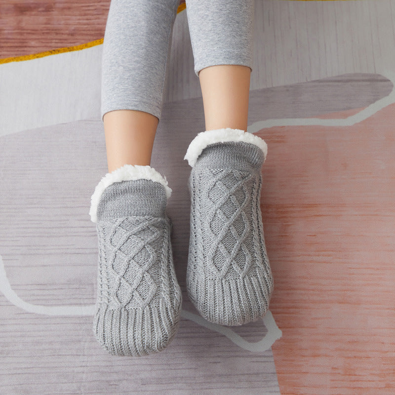 CozyFeet – Flauschige Thermosocken für die ganze Familie