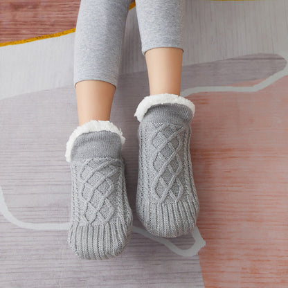 CozyFeet – Flauschige Thermosocken für die ganze Familie